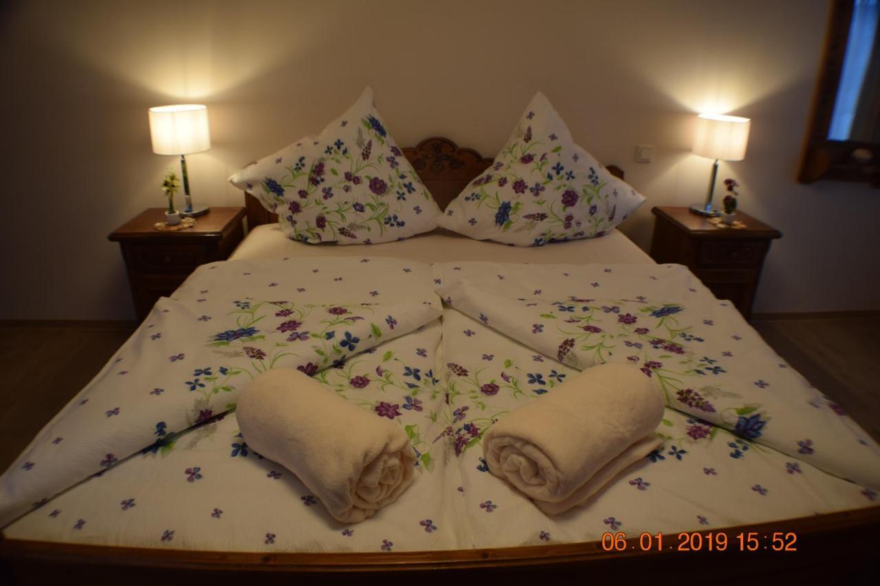 בצדורף Hotel Buergergesellschaft מראה חיצוני תמונה