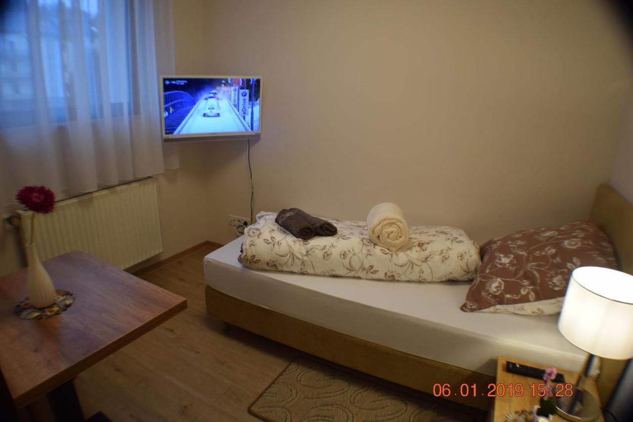 בצדורף Hotel Buergergesellschaft מראה חיצוני תמונה