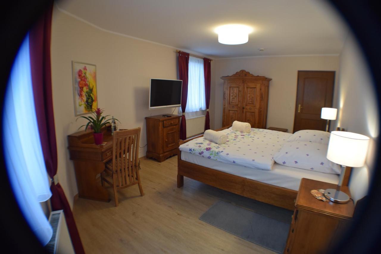 בצדורף Hotel Buergergesellschaft מראה חיצוני תמונה
