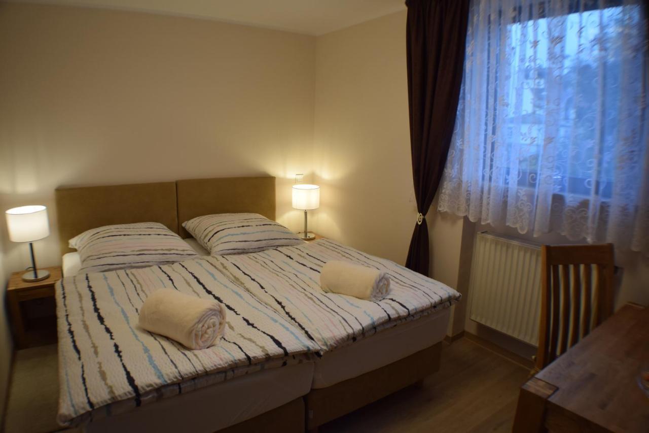 בצדורף Hotel Buergergesellschaft מראה חיצוני תמונה