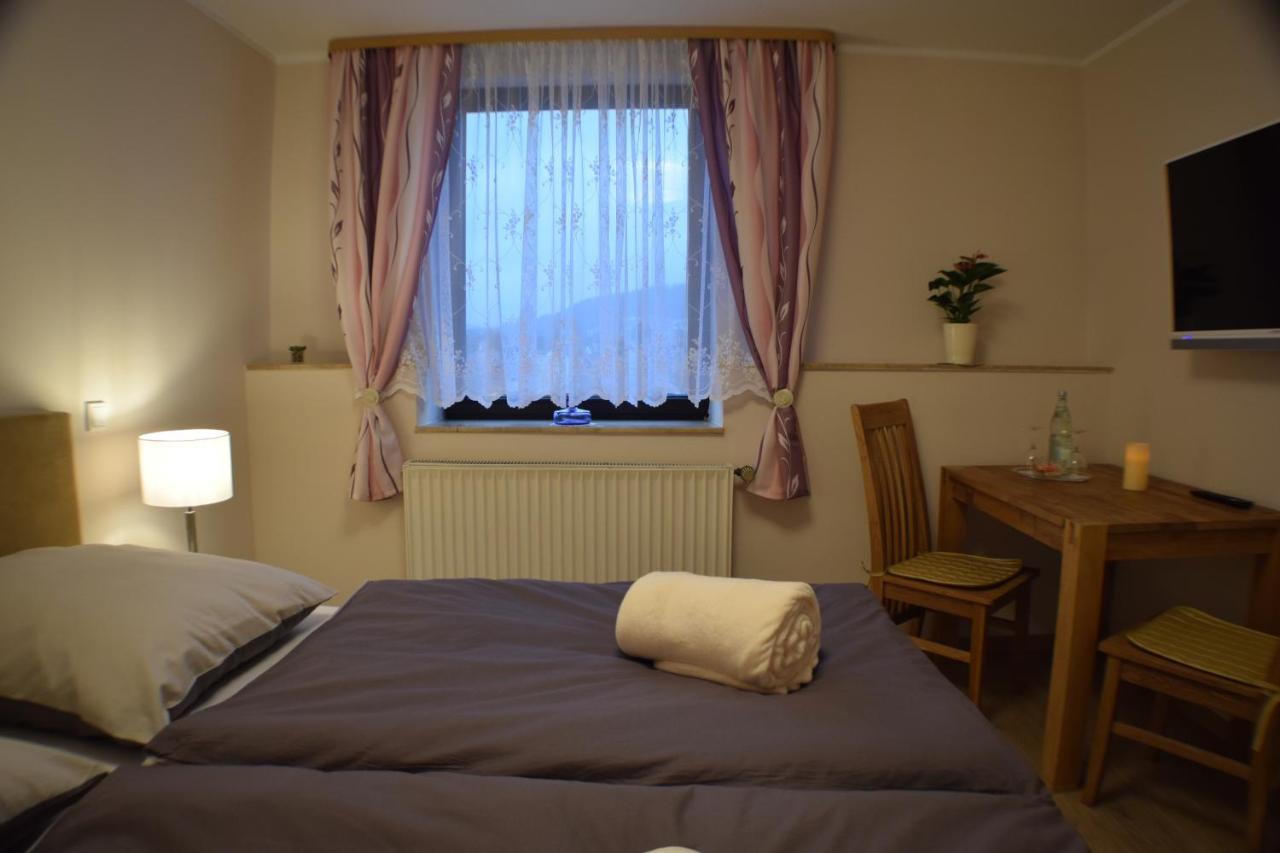 בצדורף Hotel Buergergesellschaft מראה חיצוני תמונה