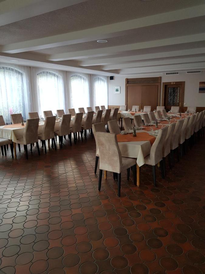 בצדורף Hotel Buergergesellschaft מראה חיצוני תמונה